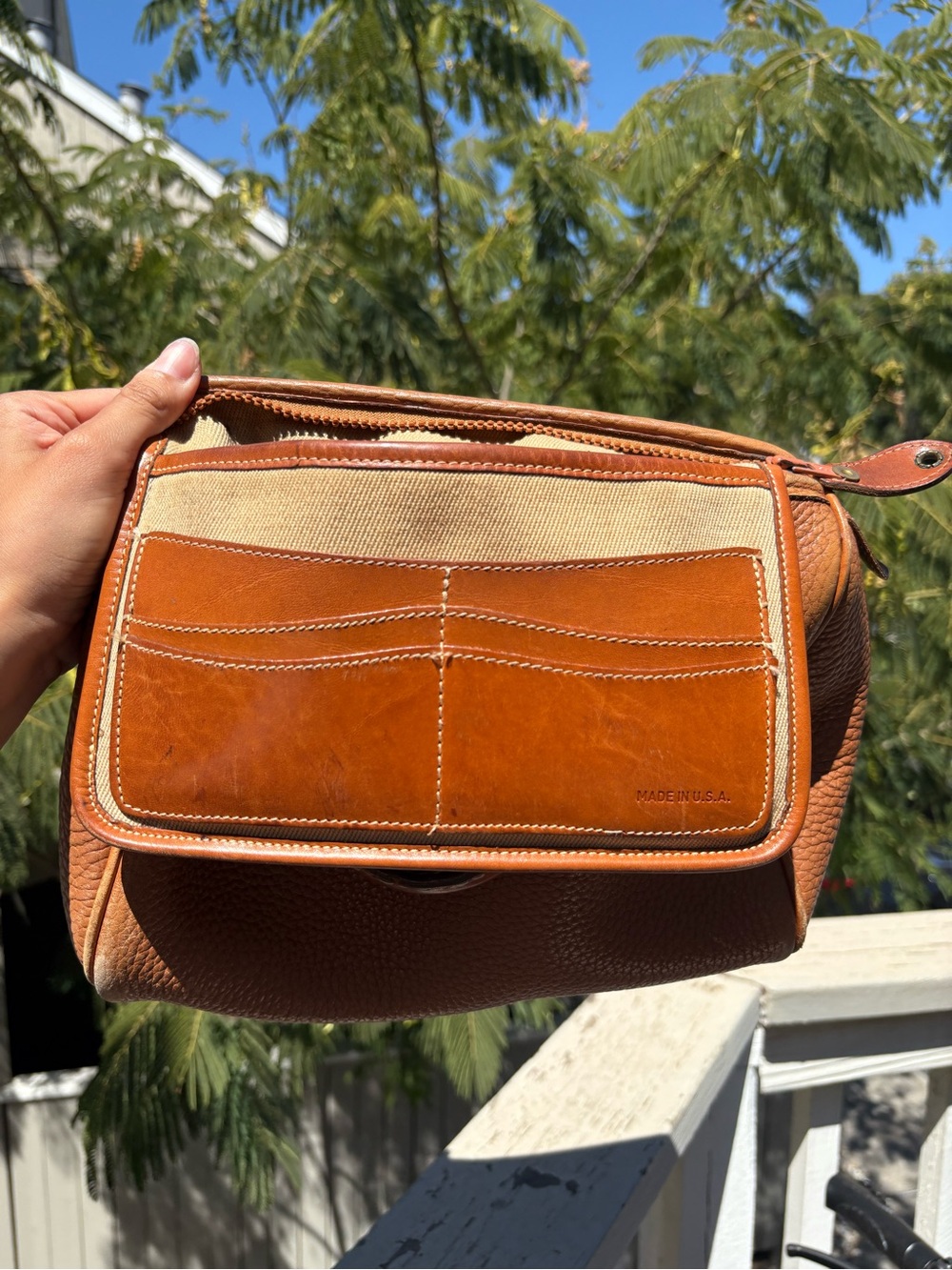 RARE VINTAGE Dooney and Bourke Brown Leather Bowler Bag\ Satchel English Tan - Picture 11 of 16
